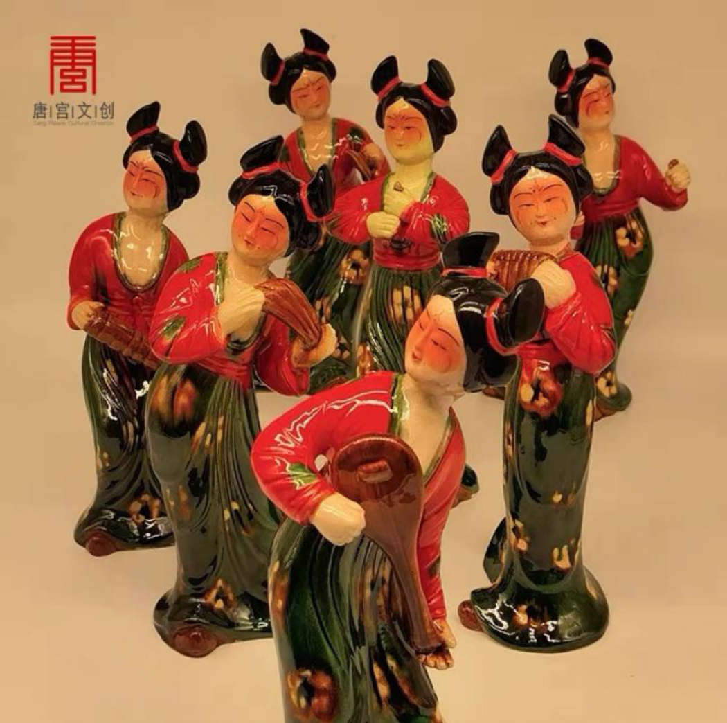 唐小妹三彩摆件